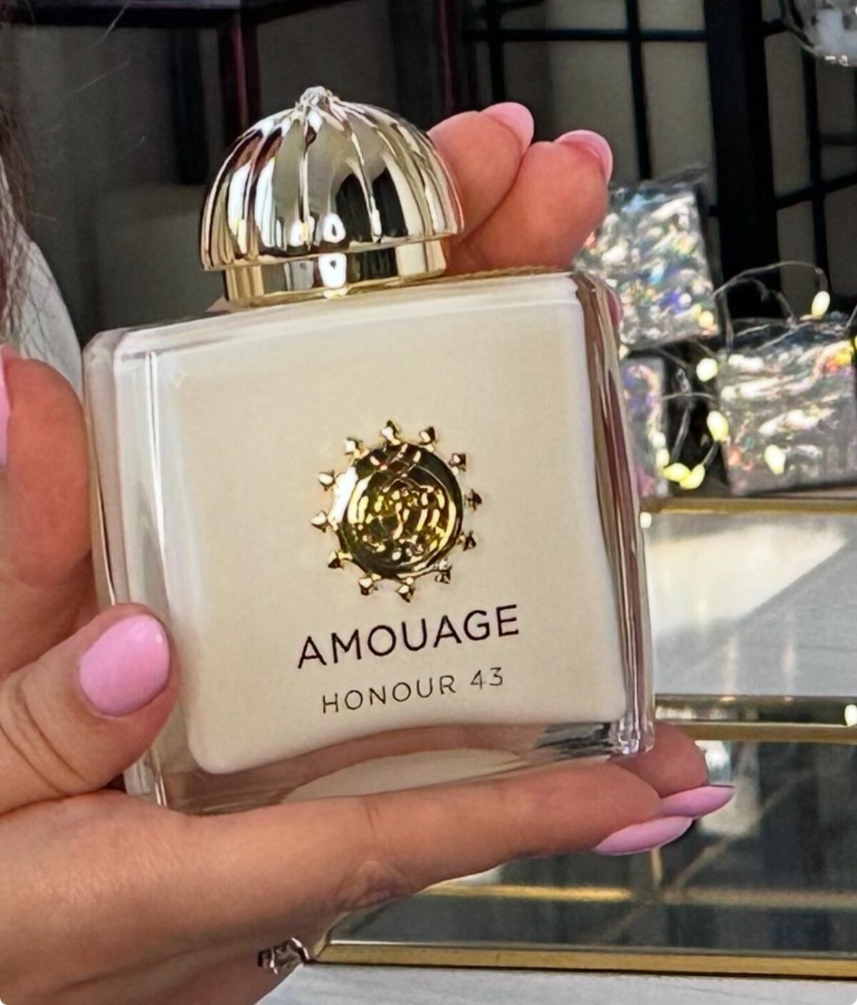 Amouage Honour 43 Woman Extrai - Perfume Fragrance Concentration recension och pris